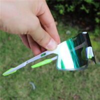 Color-changing Cycling Glasses - Image 8